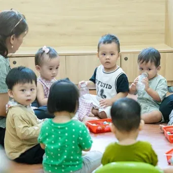 Ngày vui đến lớp — khoảnh khắc 3